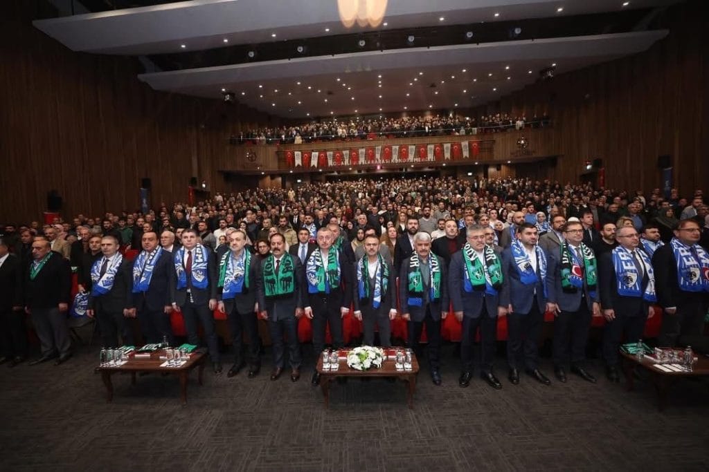 “PALANDÖKEN’DEN KARTEPE’YE KÜLTÜR KÖPRÜSÜ” KOCAELİ’DE GÖNÜLLERİ BULUŞTURDU